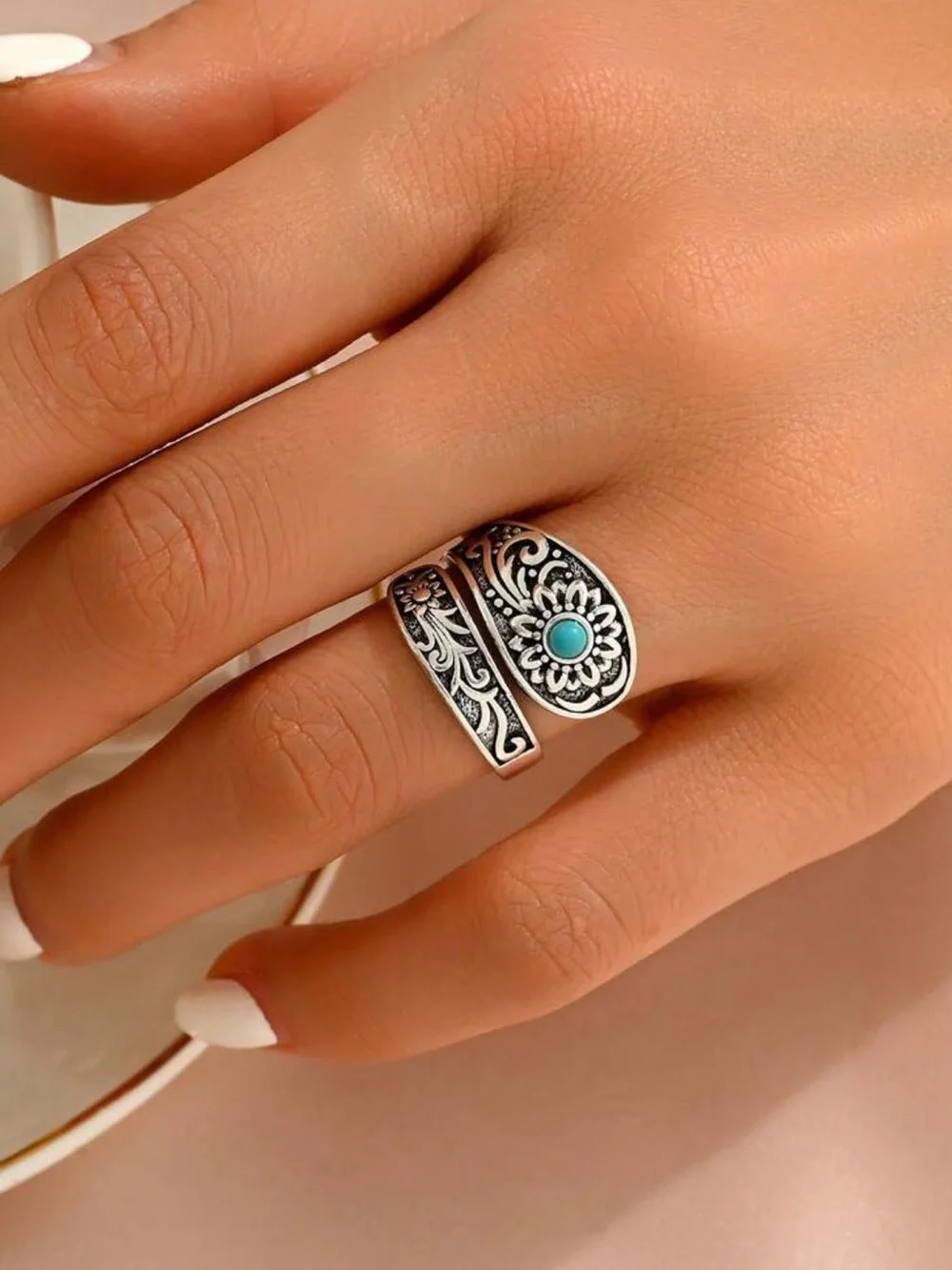 Western‎ Style Fake Turquoise floral Wrap Ring